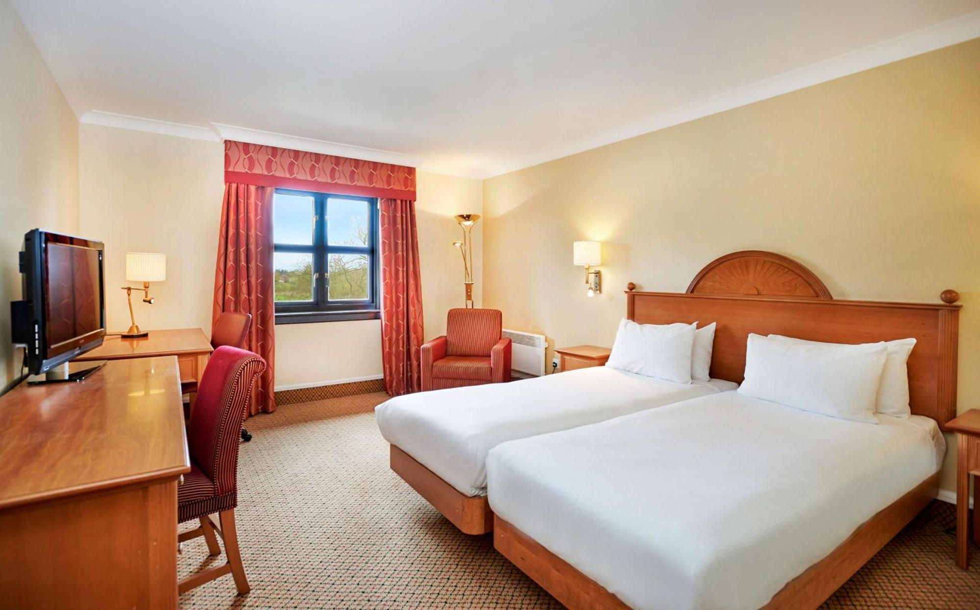 גלוסטר Hilton Puckrup Hall Hotel & Golf Club, Tewkesbury מראה חיצוני תמונה